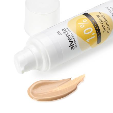 Foundation 3in1 Glow mit 1% Vitamin C, 30 ml alverde NATURKOSMETIK
