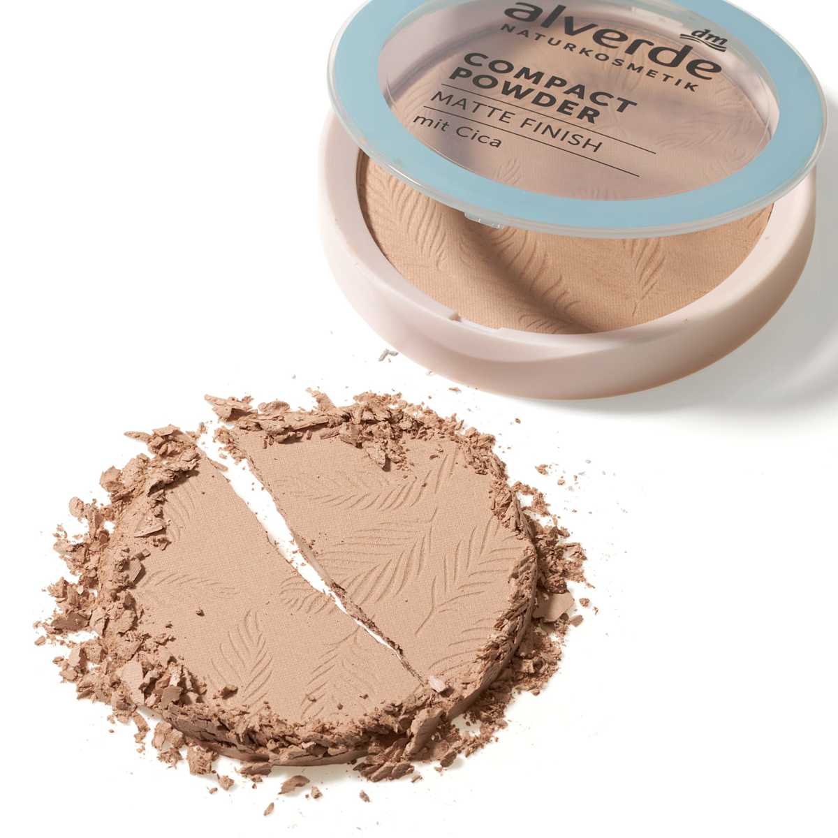 alverde NATURKOSMETIK Kompaktpuder Matte Finish mit Cica 10 Hell, 9 g