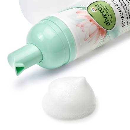 Schaumfestiger mit Lotusblüten- & violettem Reisextrakt, 150 ml