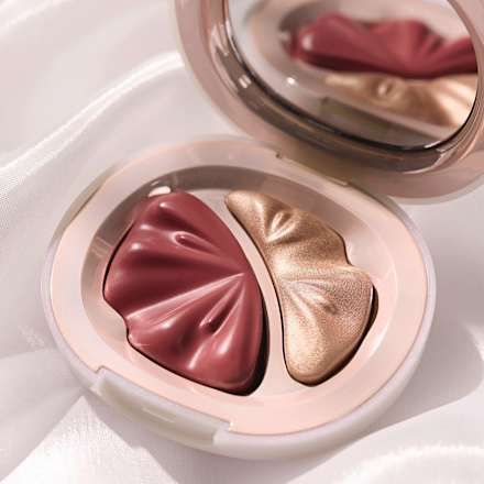 Blush & Highlighter Brides & Besties Duo C02 Glow Down, 8,5 g