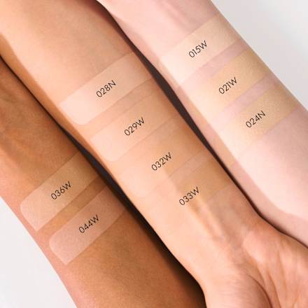 Foundation Cushion Invisible Cover 024N, 10 g
