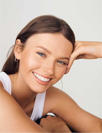 Bronzingpoeder Natural 001 Sunlight, 14 g