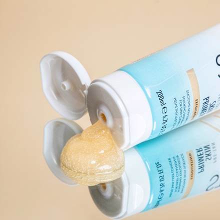 Zelfbruinende douchescrub & zelfbruinende bodylotion 2-delig, 1 stuk