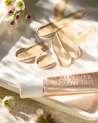 Highlighter All Over Glow Tint 010 Beaming Diamond, 15 ml CATRICE