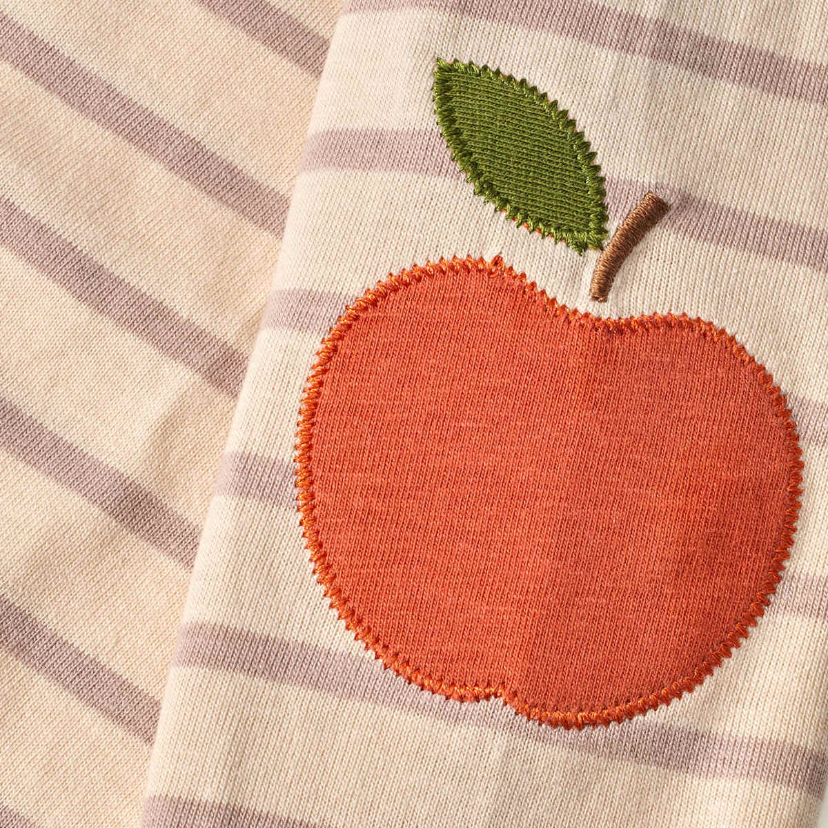 Langarmshirt mit Apfel-Applikation, beige, Gr. 86, 1 St