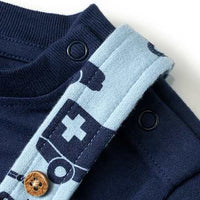 Set mit Latzhose mit Einsatzfahrzeug-Muster & Langarmshirt, blau, Gr. 74, 1 St ALANA