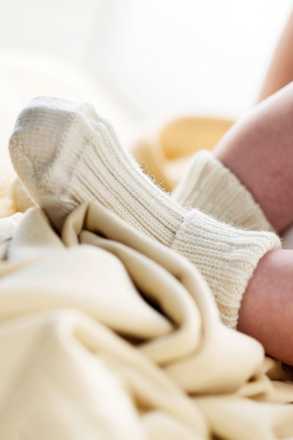 Socken aus Bio-Schurwolle, weiß, Gr. 15/16, 1 St