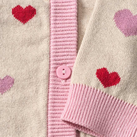 Strickjacke mit Herz-Muster, beige, Gr. 116, 1 St