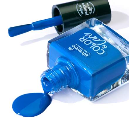 Nagellack Color & Care 260 Ocean Blue, 10 ml