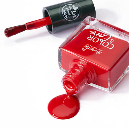 Nagellack Color & Care 40 Classic Red, 10 ml