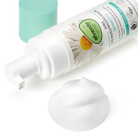 Reinigungsschaum 3in1 Sensitiv Hamamelis & Kamille, 150 ml