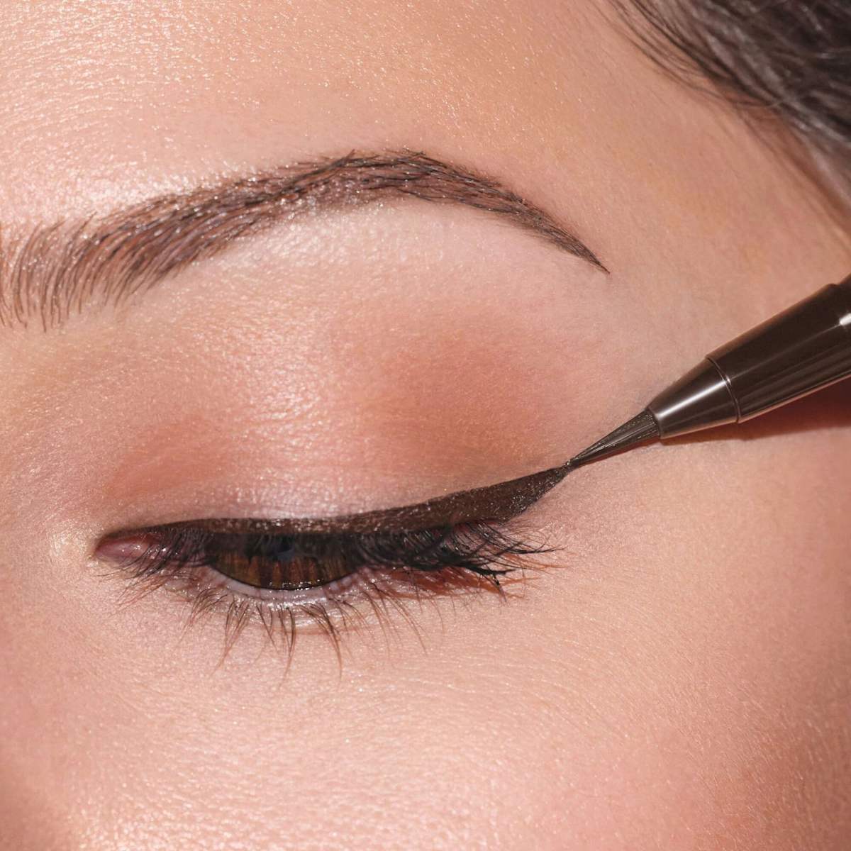 ARTDECO Eyeliner Liquid Precise Control 22 Brown, 0,5 ml