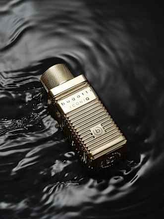 Iconiq Gold Eau de Toilette, 100 ml bugatti