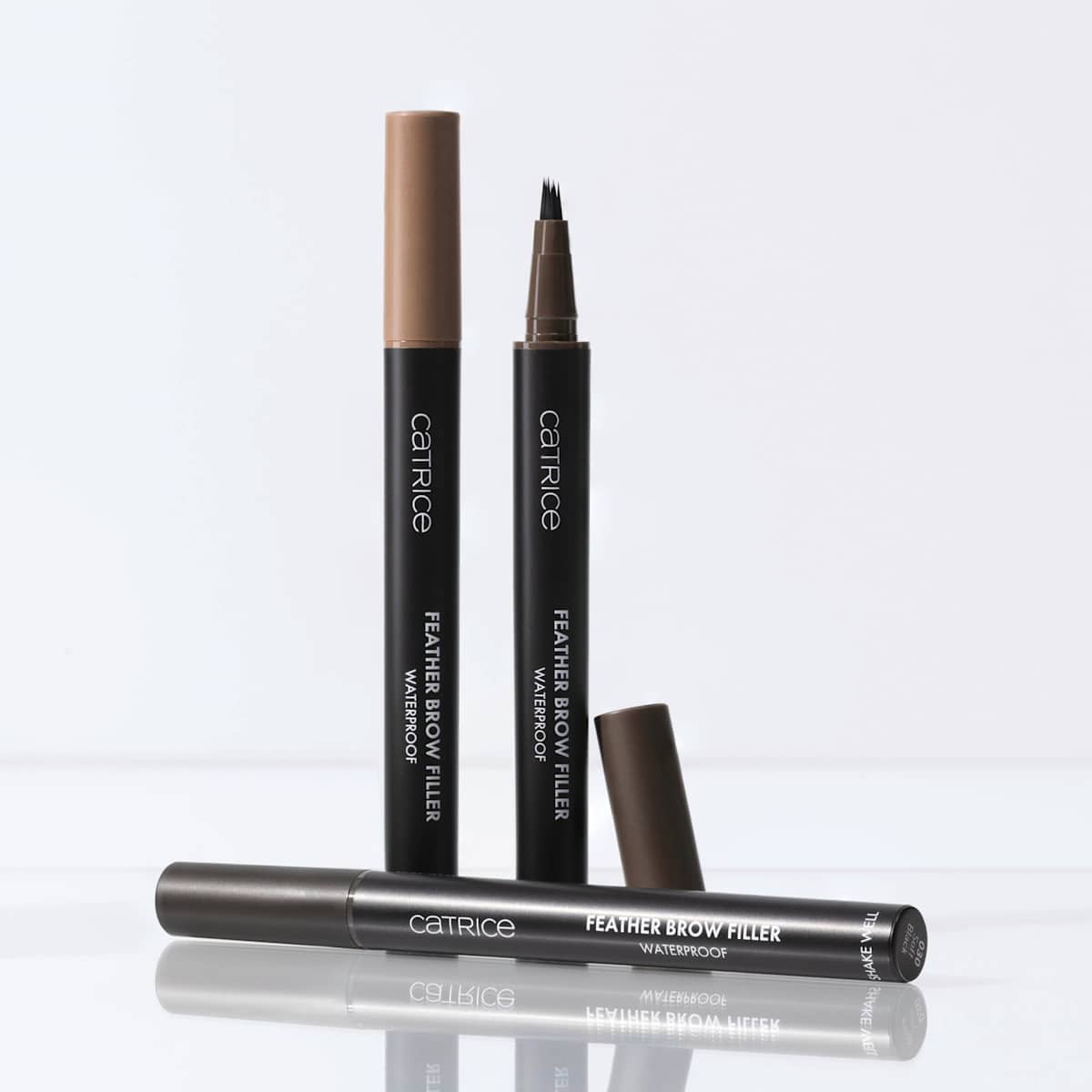CATRICE Crayon à sourcils Feather Brow Filler Waterproof 010 Ash Brown, 0,5 ml