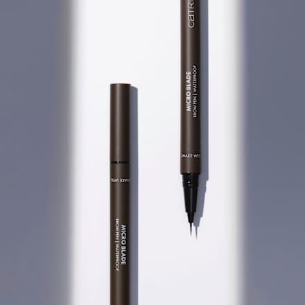 Augenbrauenstift Micro Blade Waterproof 040 Bold Espresso, 0,64 g