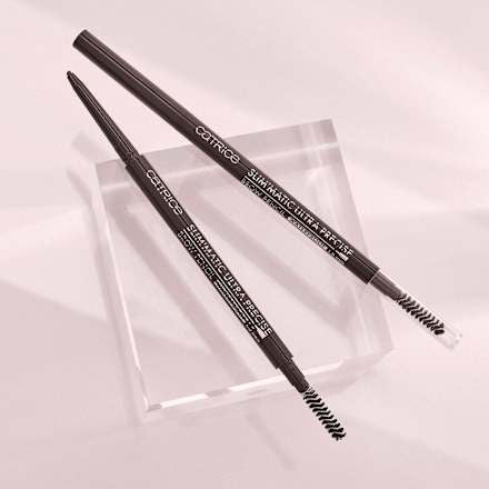 Wenkbrauwpotlood Slim'Matic Ultra Waterproof 035 Asbruin, 0,05 g