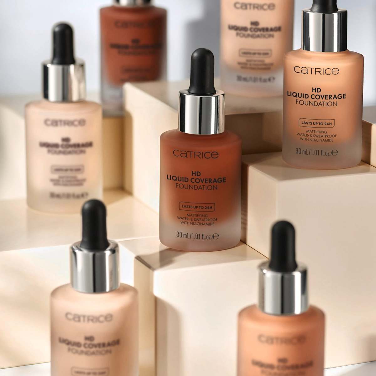 Foundation Liquid HD Coverage Waterproof 005 Ivory Beige, 30 ml