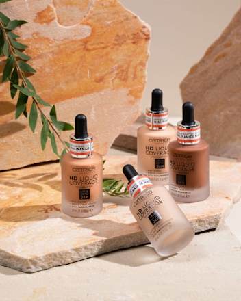 Foundation Liquid HD Coverage Waterproof 10 Lichtbeige, 30 ml