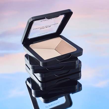 Kontur Puder Glass Cloud Soft Blur Contour Trio Powder C010 Cool Harmony, 10 g