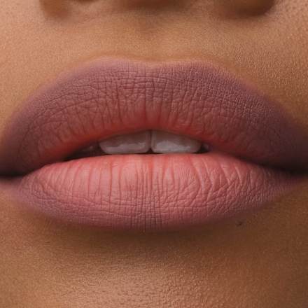 Lipliner Blur-Real Lip Shaper 010 Sharp, 0,8 g