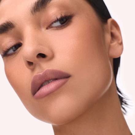 Lipliner Blur-Real Lip Shaper 010 Sharp, 0,8 g