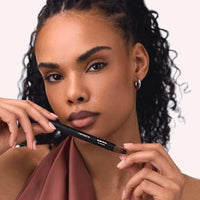 Lipliner Blur-Real Lip Shaper 050 Fleek, 0,8 g