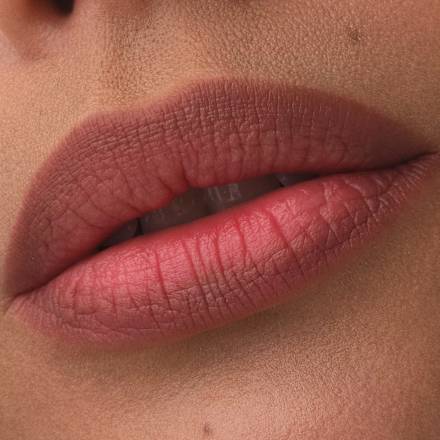 Lipliner Blur-Real Lip Shaper 050 Fleek, 0,8 g