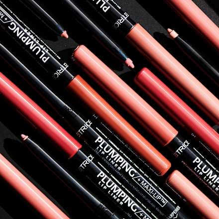 Lipliner Plumping 050 License To Kiss, 0,35 g