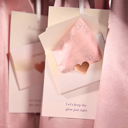 Mattierendes Papier Brides & Besties Glow Control Blotting Paper C01 Love Letters, 50 St
