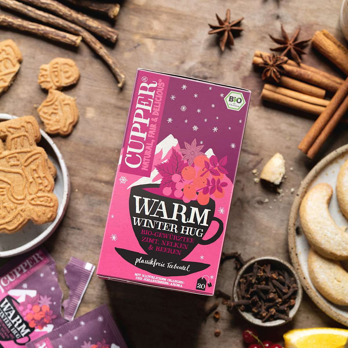 Cupper Gewürztee, Warm Winter Hug mit Zimt, Nelken & Beeren (20 Beutel), 40 g
