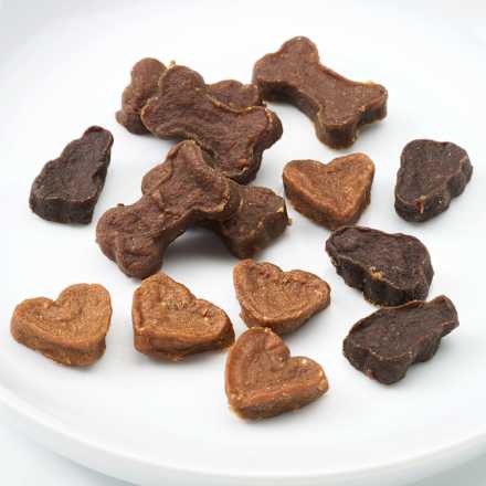 Hundeleckerli reich an Wild, Lamm & Kalb, softe Belohnung für kleine Hunde, 60 g