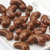 Cashewkerne, Vollmilch-Schokolade mit Salz-Karamell, 85 g