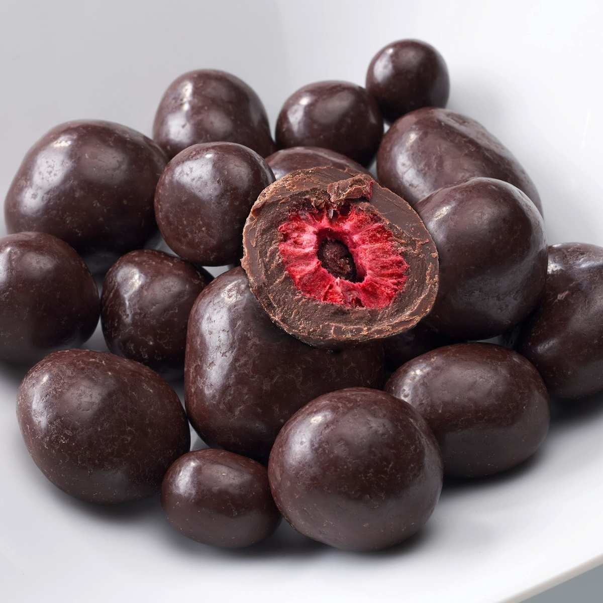 dmBio Schokolierte Himbeeren, 85 g