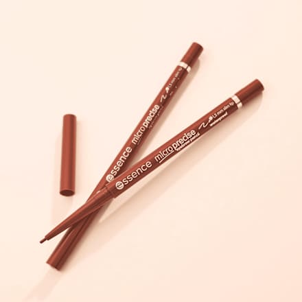 Augenbrauenstift Micro Precise 06 Auburn, 0,05 g essence