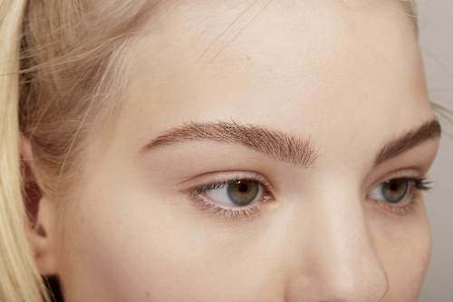 Wenkbrauwmascara Make Me Brow 01 Blondy Brows, 3,8 g