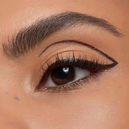 Eyeliner Extra Langhoudend 010 Zwartste Zwart, 1,1 ml