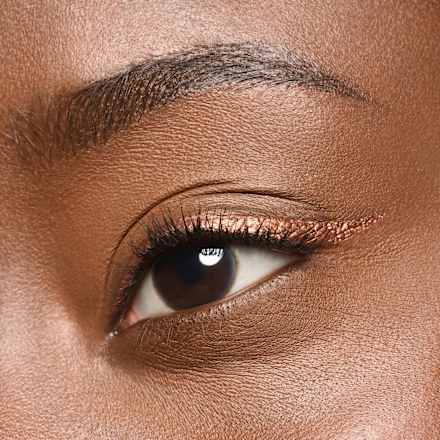 Vloeibare eyeliner Color It! Metallic 01 Burnished Bronze, 3 ml