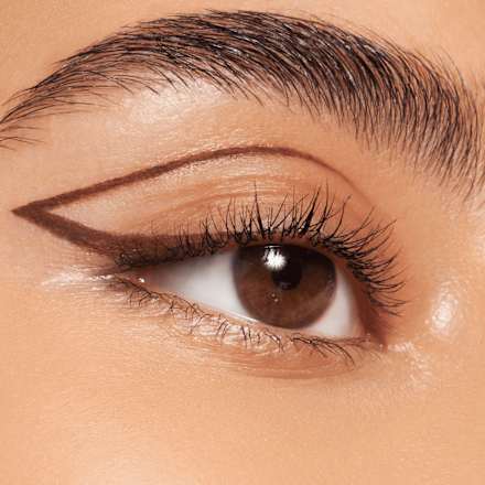 Gel Eyeliner Stay & Play 02 Brown, 5 g essence