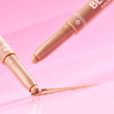 Lidschattenstift Blur Nude 03 Teddy Latte, 1,2 g