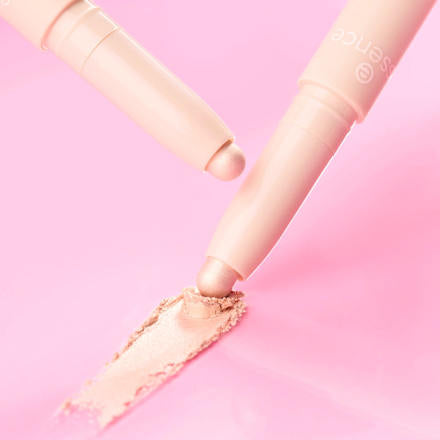 Lidschattenstift Blur Nude 05 Oat Milk Glow, 1,2 g