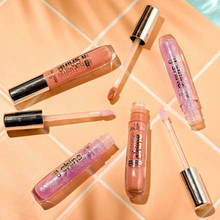 Lipgloss Extreme Shine Volume 11 Power Of Nude, 5 ml essence