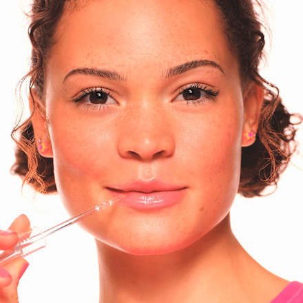 Lipgloss What The Fake! Glass Shine Plumping Lip Filler 01 Oh So Glassy, 4,2 ml essence