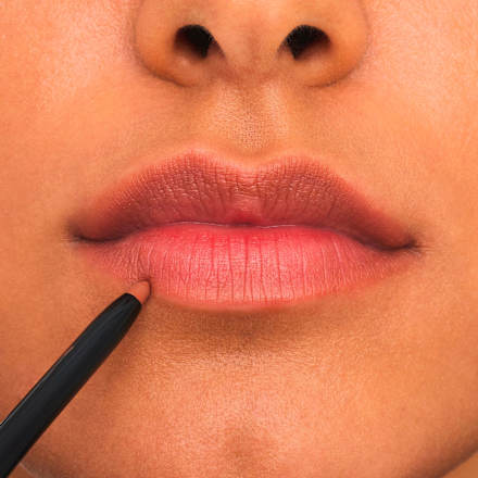 Lipliner 8h Matte Comfort 01, 0,3 g