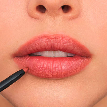 Lipliner 8h Matte Comfort 04 Rosy Nude, 0,3 g