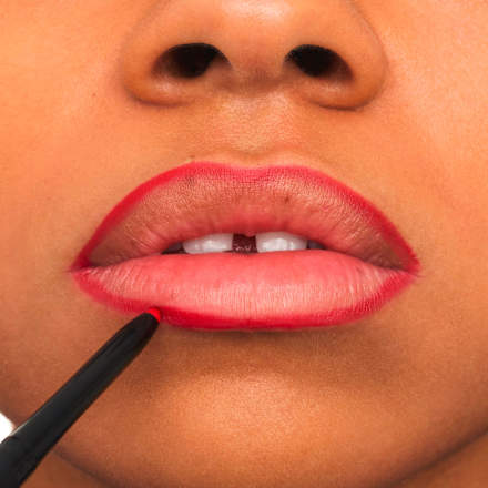 Lipliner 8h Matte Comfort 07 Classic Red, 0,3 g