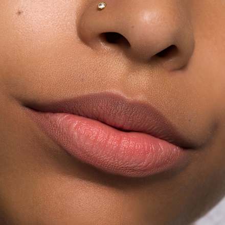 Lipliner 8h Matte Comfort 14 Omdat het iconisch is, 0,3 g