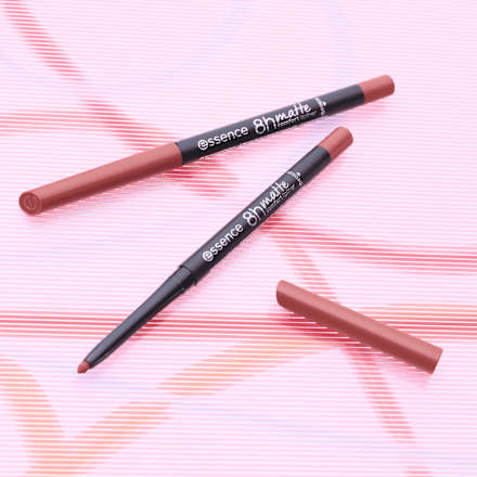 Lipliner 8h Matte Comfort 14 Omdat het iconisch is, 0,3 g