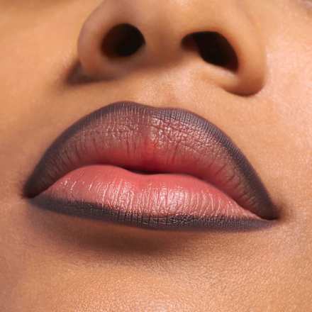 Lipliner 8h Matte Comfort 22 Ash Attitude, 0,3 g