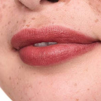 Lippen Mousse Juicy Matte 05 Gauzy Latte, 2,7 ml