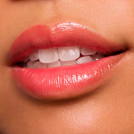 Lippenbalsam Juicy Bomb Glossy 01 One In A Melon, 2,5 g essence